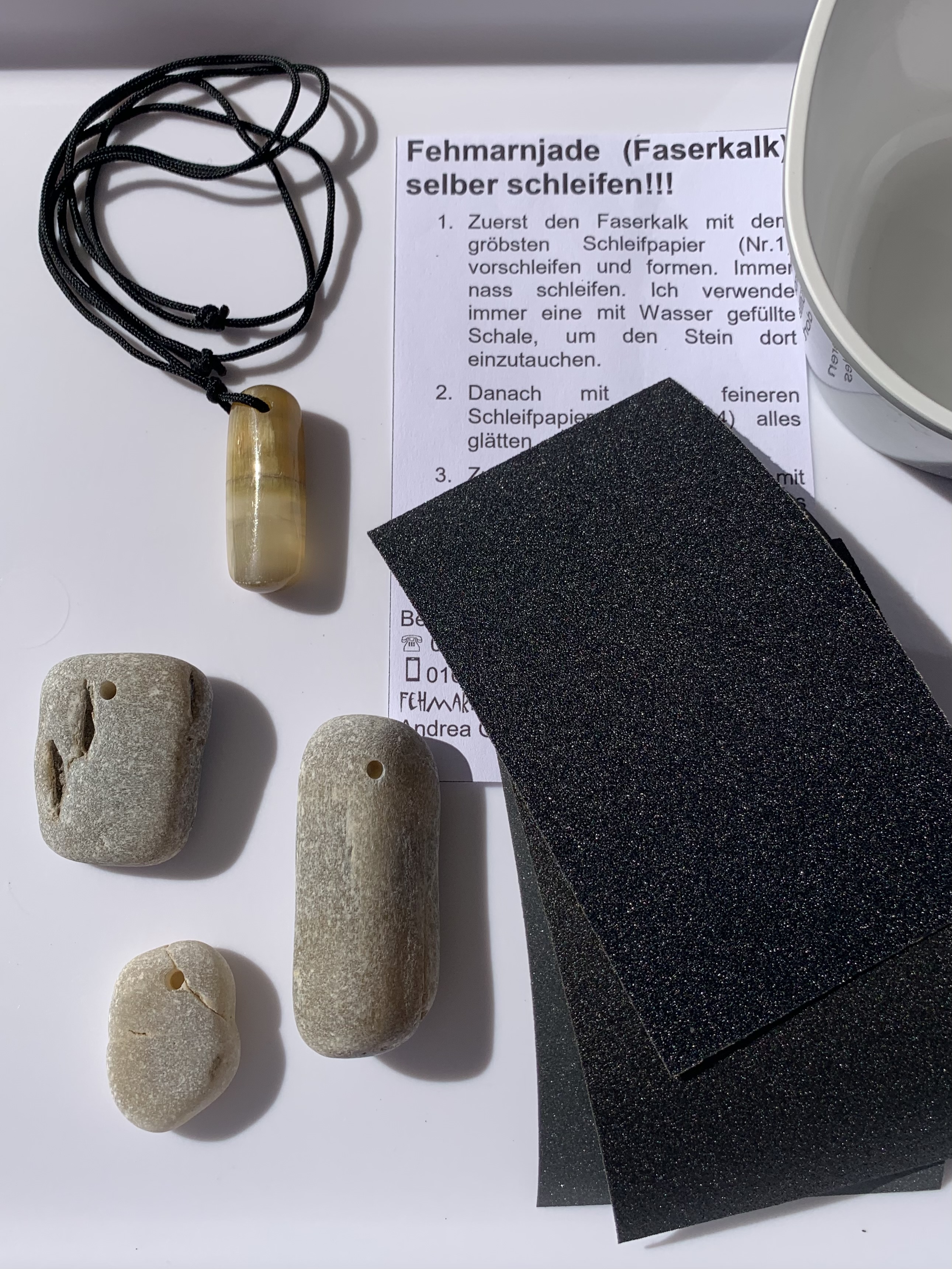 Ostseejade schleifen