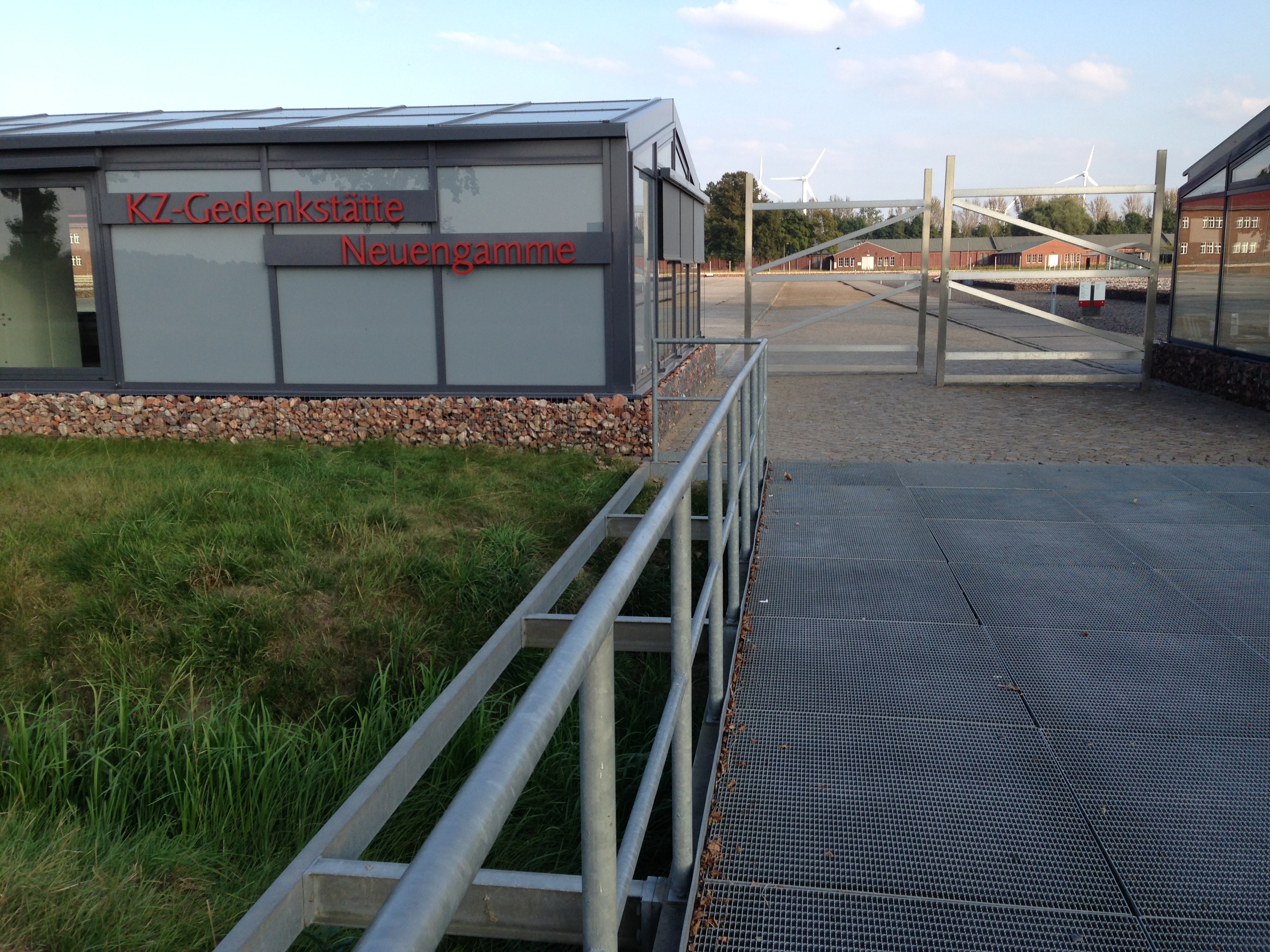 Meeting point: Neuengamme Concentration Camp Memorial (main entrance)