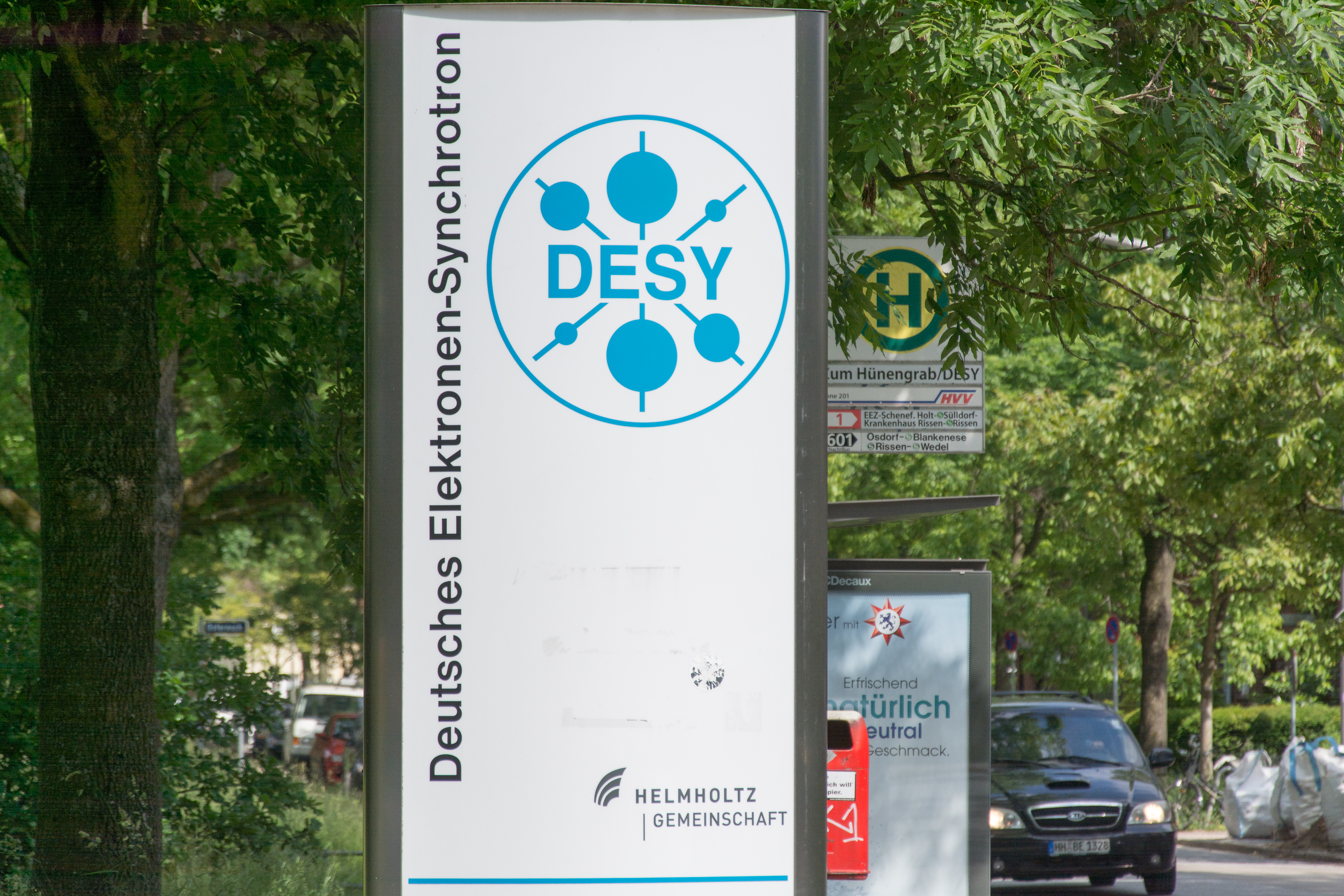 Deutsches Elektronen-Synchrotron DESY