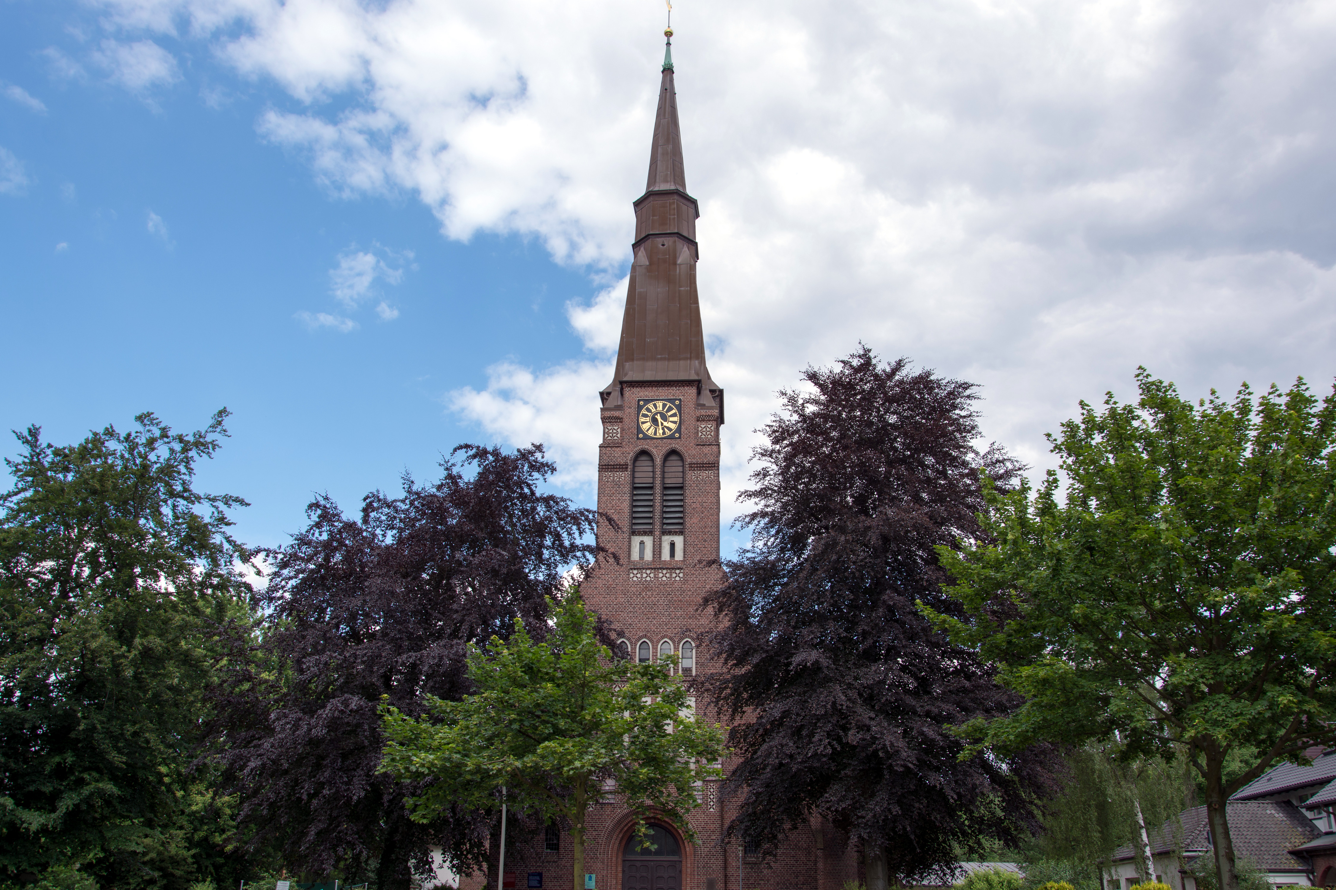 Meeting point: Kreuzkirche Wandsbek