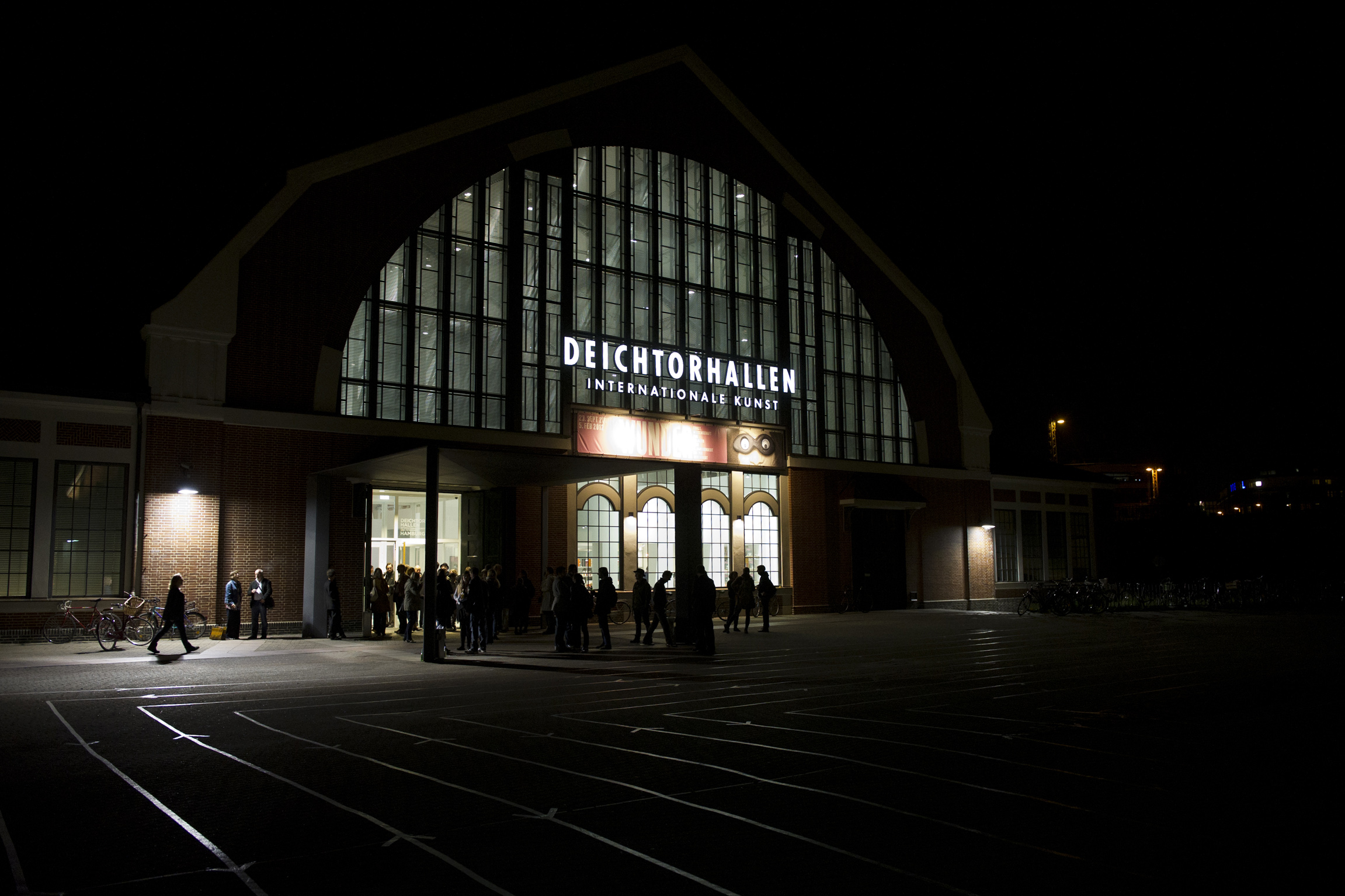 Deichtorhallen (Hall for Contemporary Art)