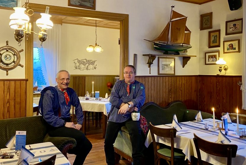 9D4EC9F2-681B-4561-808D-DB3197C1F9F5