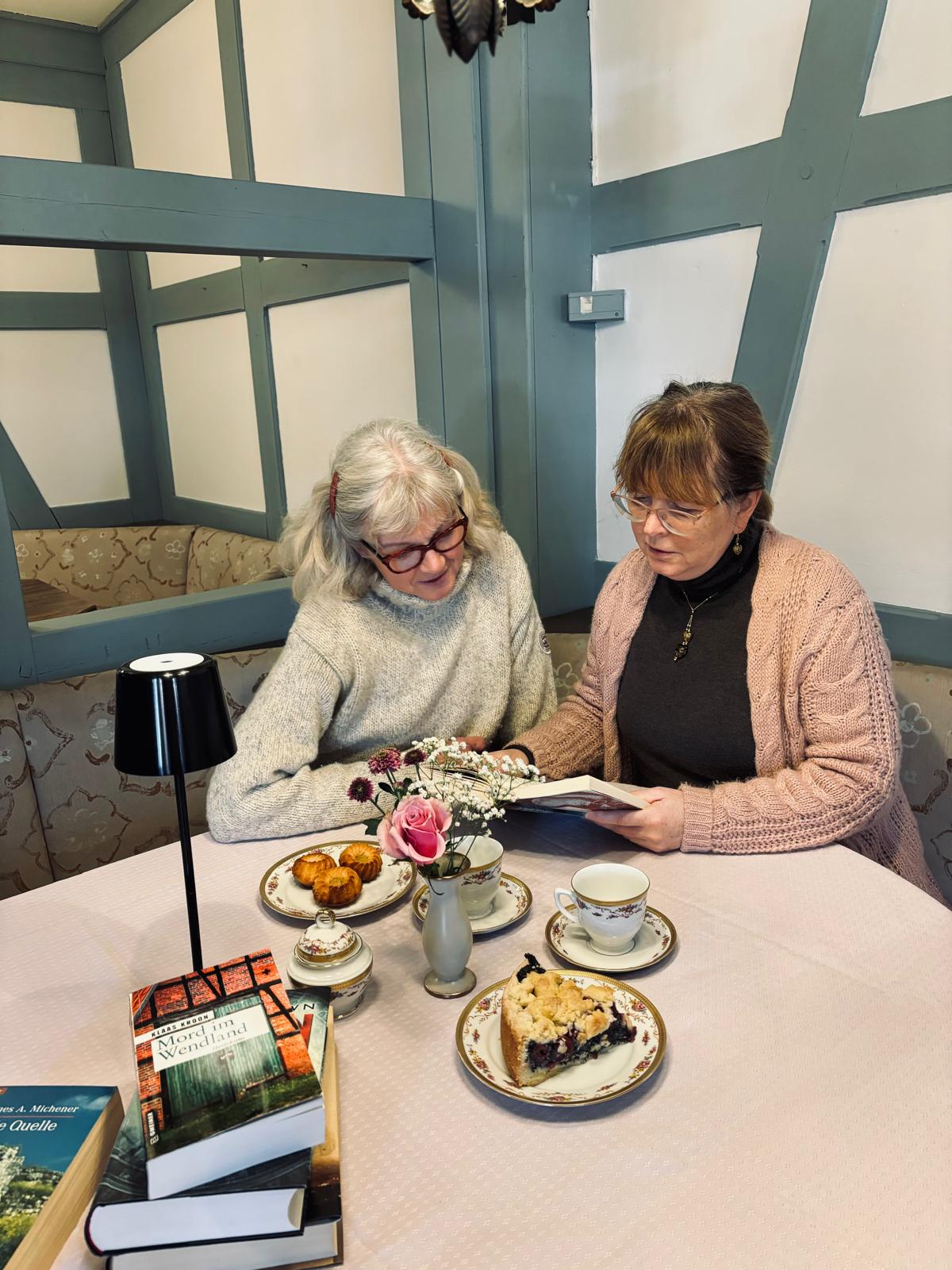 Schmökern in Büchern